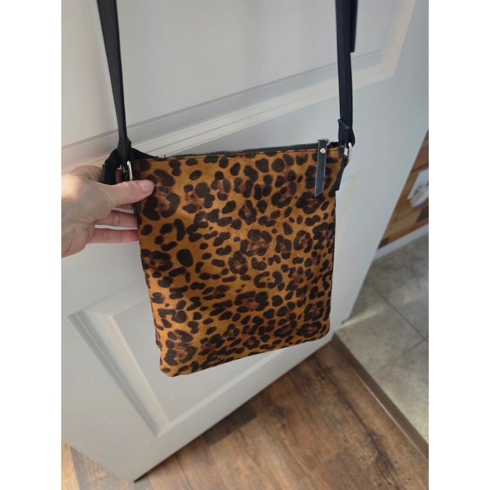 Tahari Leopard Print Crossbody Bag Brown Animal Print Faux Suede Small Messenger - Picture 5 of 8